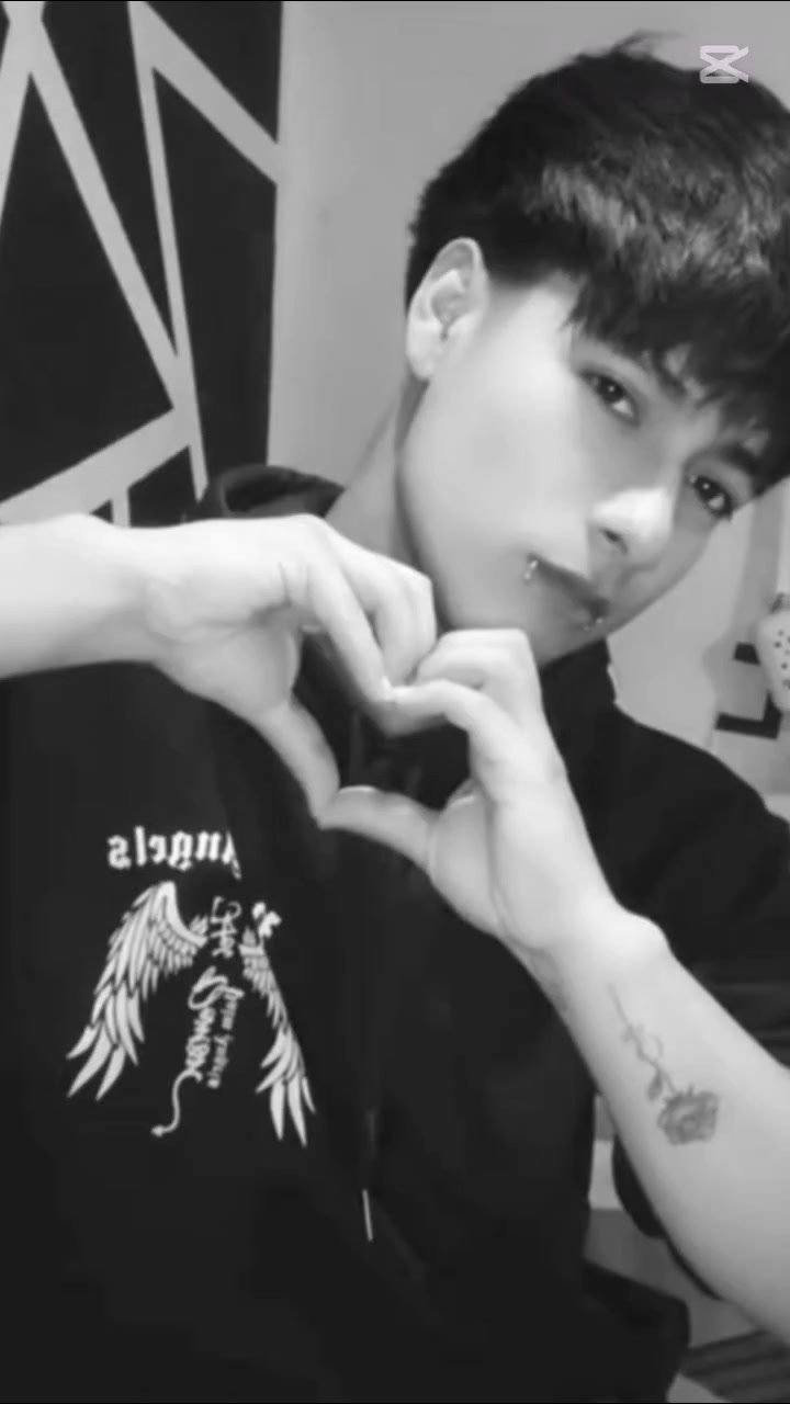 @🤍🦁❤️ŜØŶ FŁØŘŶ ÐÊ MÂŇÛ❤️🦁🤍