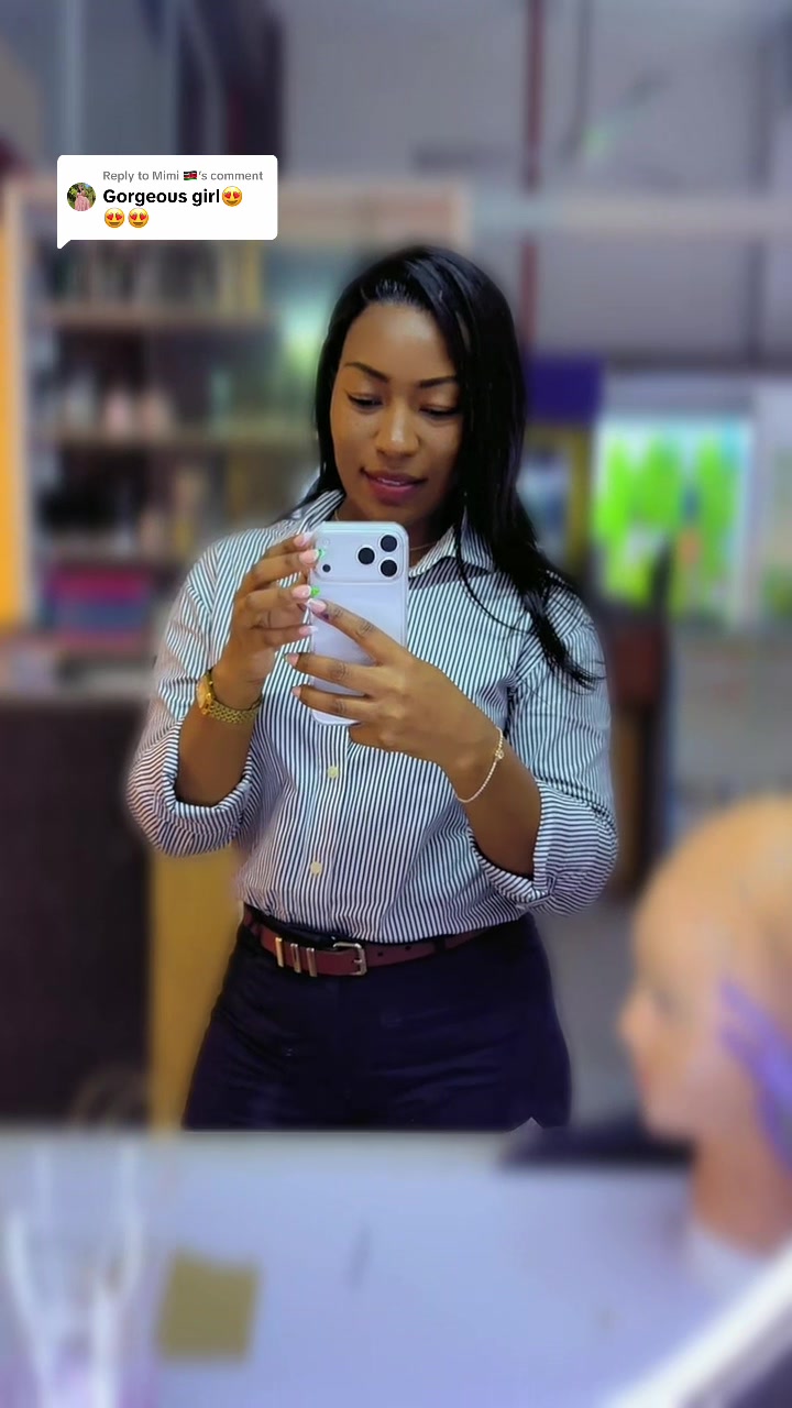 @Lizz_queen