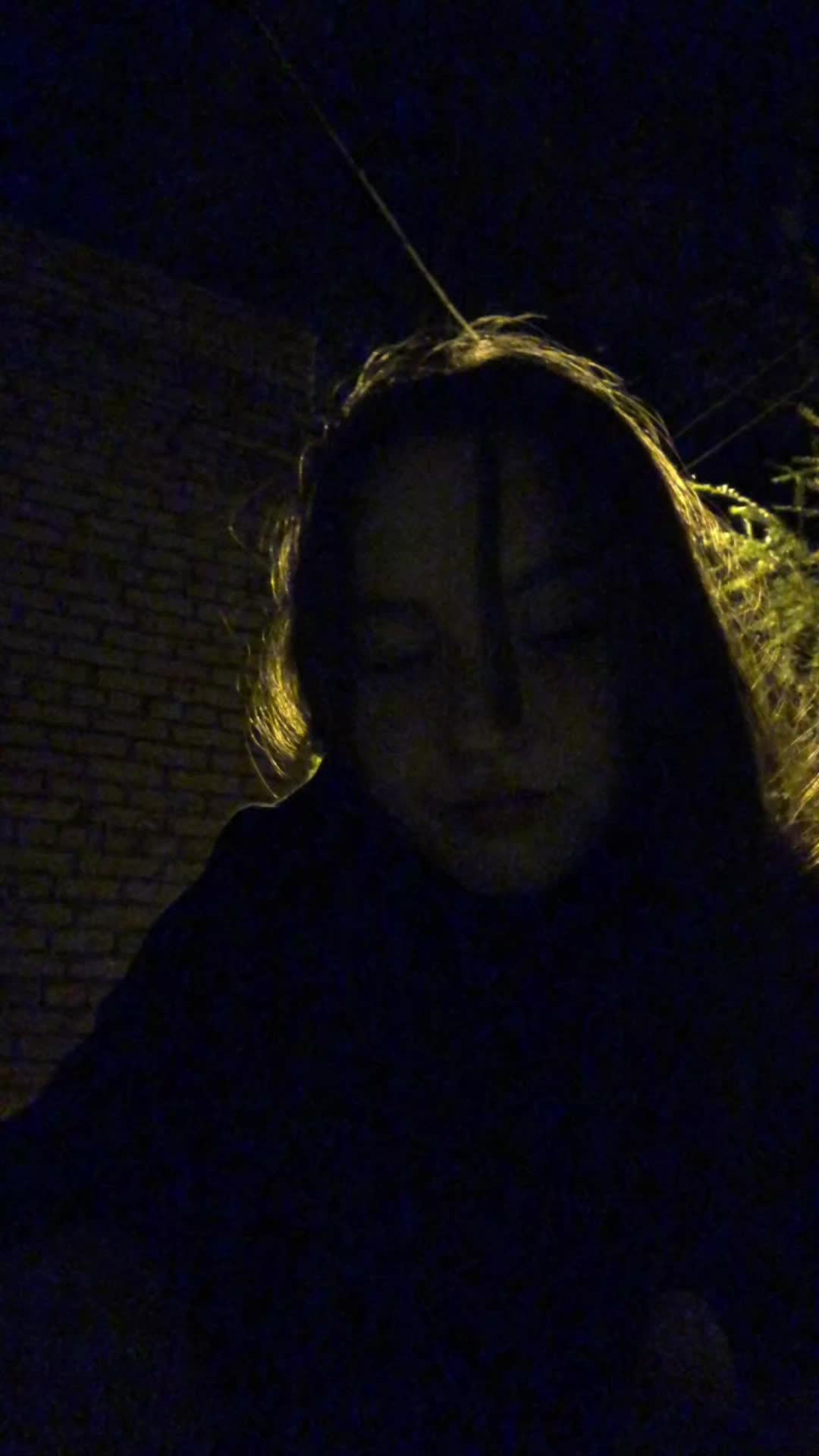 @ℑ𝔯𝔦𝔫𝔞 🖤