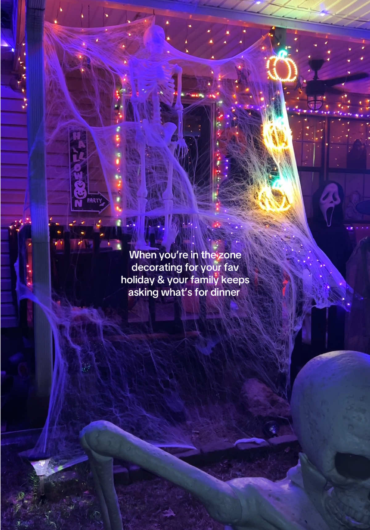 @Spooky Sara🦇🎃