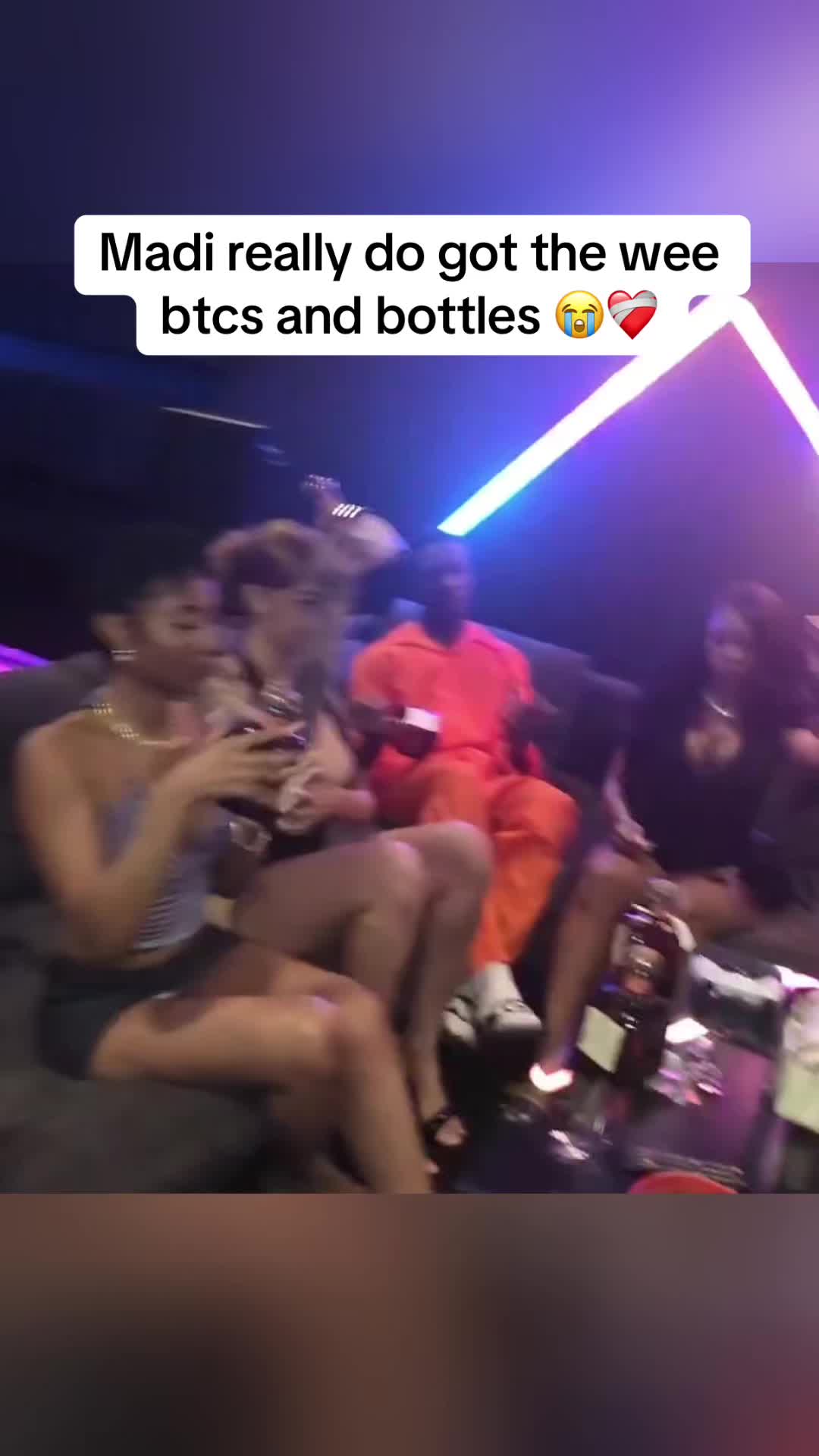 @2hottyy Vault