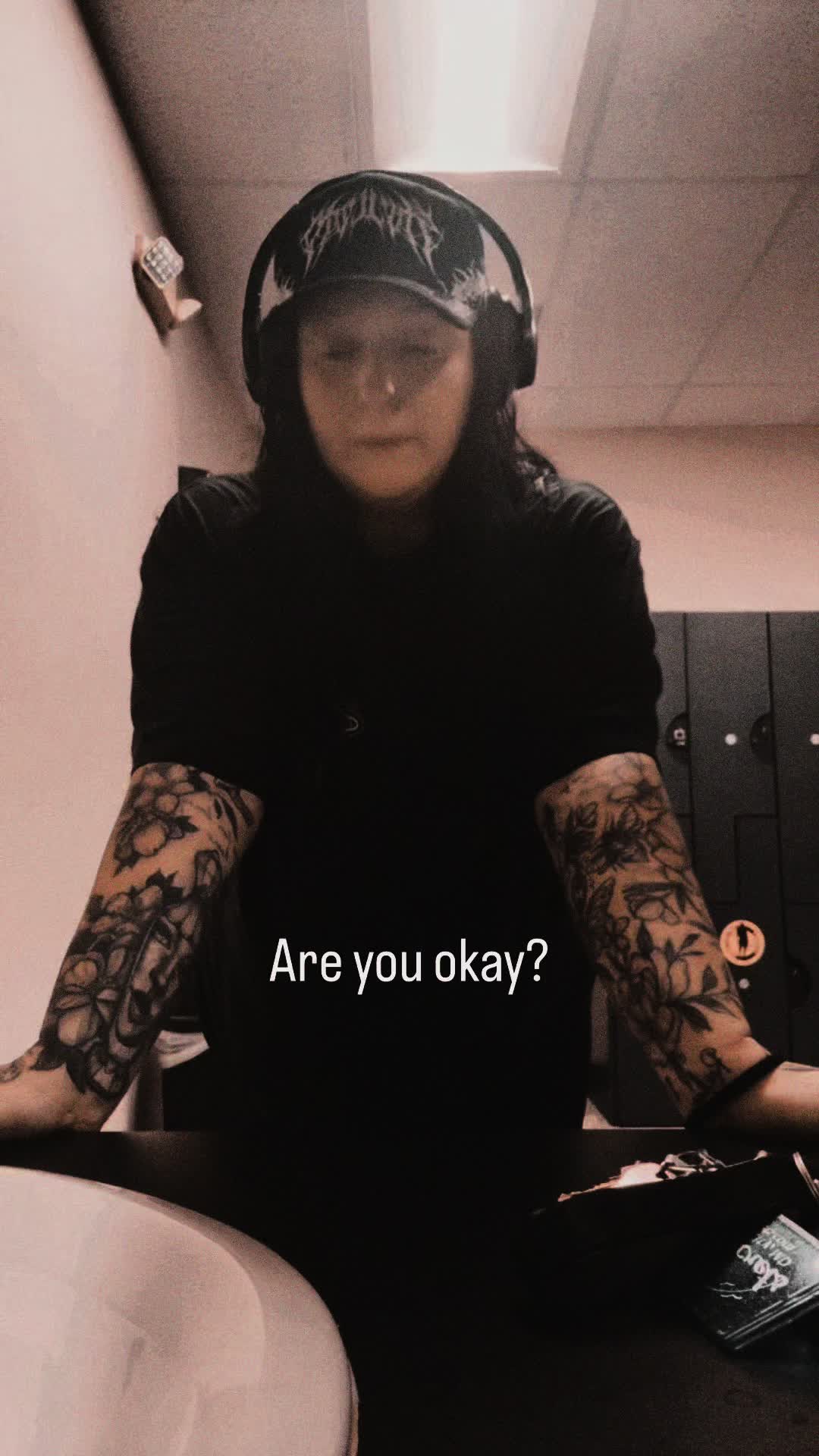 @Gothicccccc