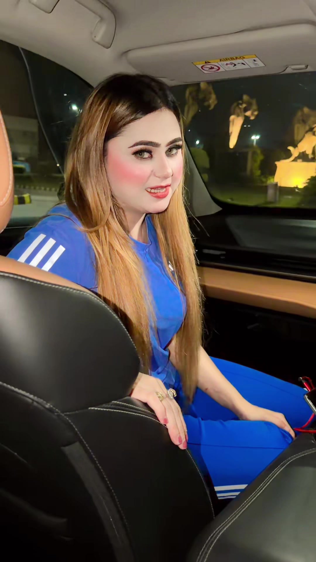 @Mahi Jutt 🇦🇪 🇬🇧 🇵🇰