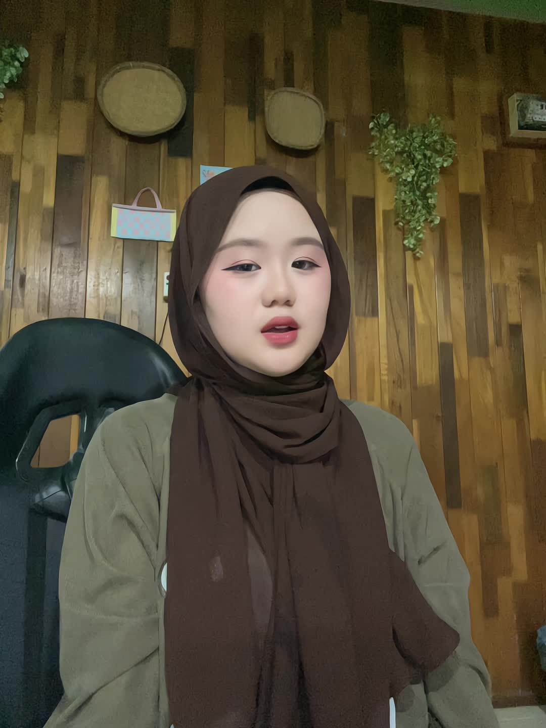 @wiahhh.