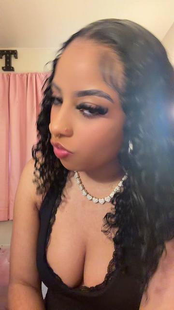 @tyvianaaa