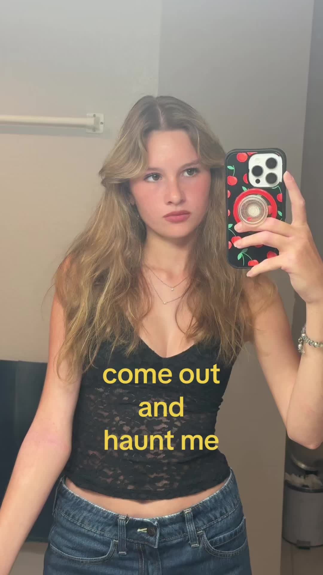 @chloeee