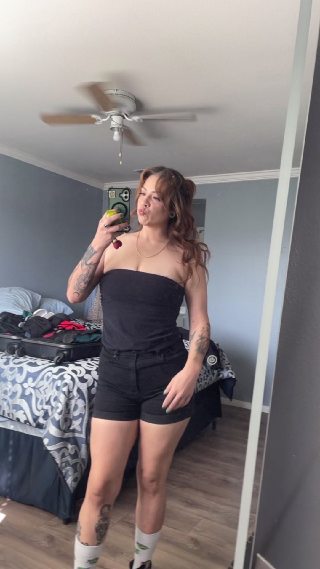 @anessarae