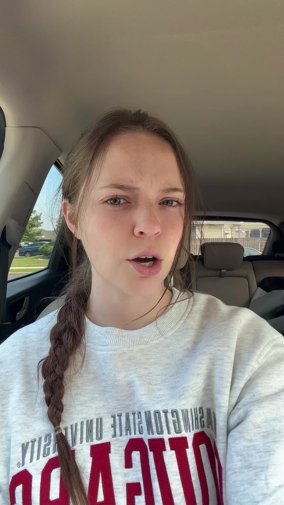 @☺️