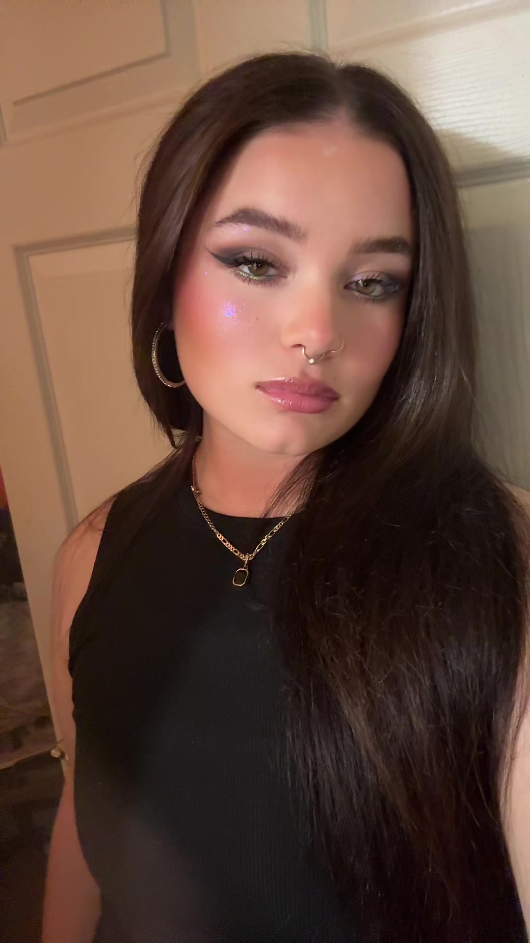 @mía