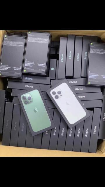 @Apple Store 🏬 kolwezi 📍