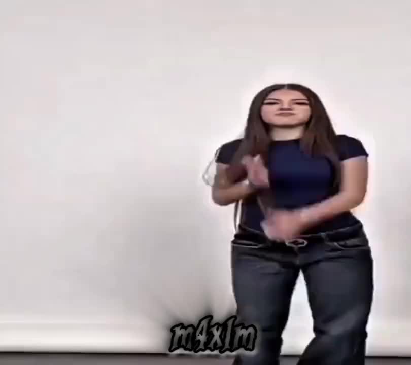 @M4X1M