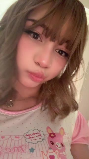 @strawbunnzie