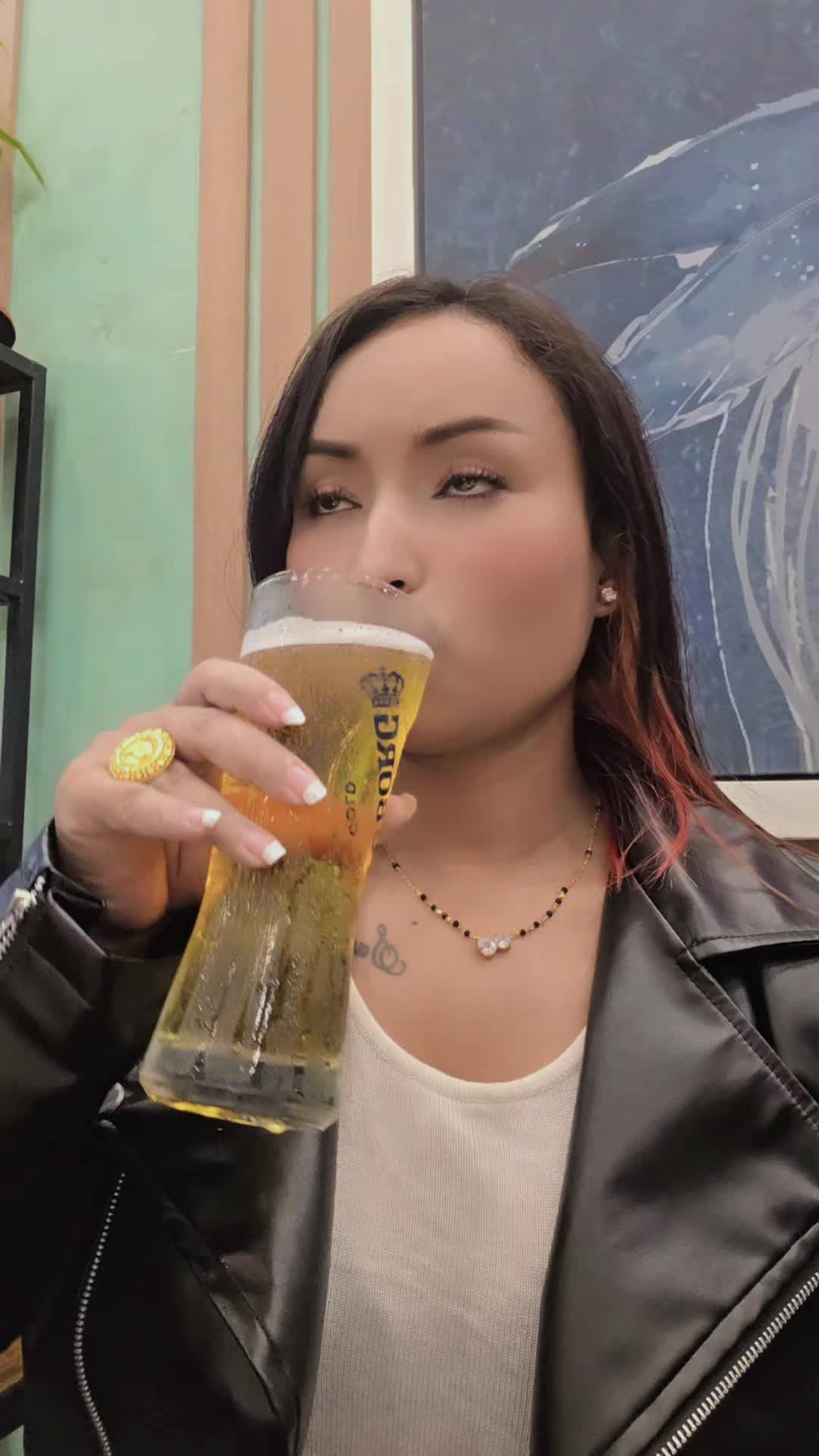 @🦢