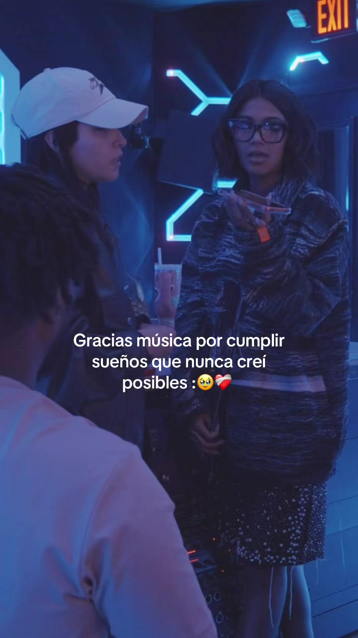 @LUANA🌙