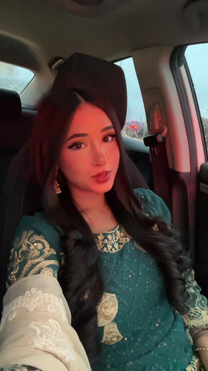 @Zahra Khan | Dental Student