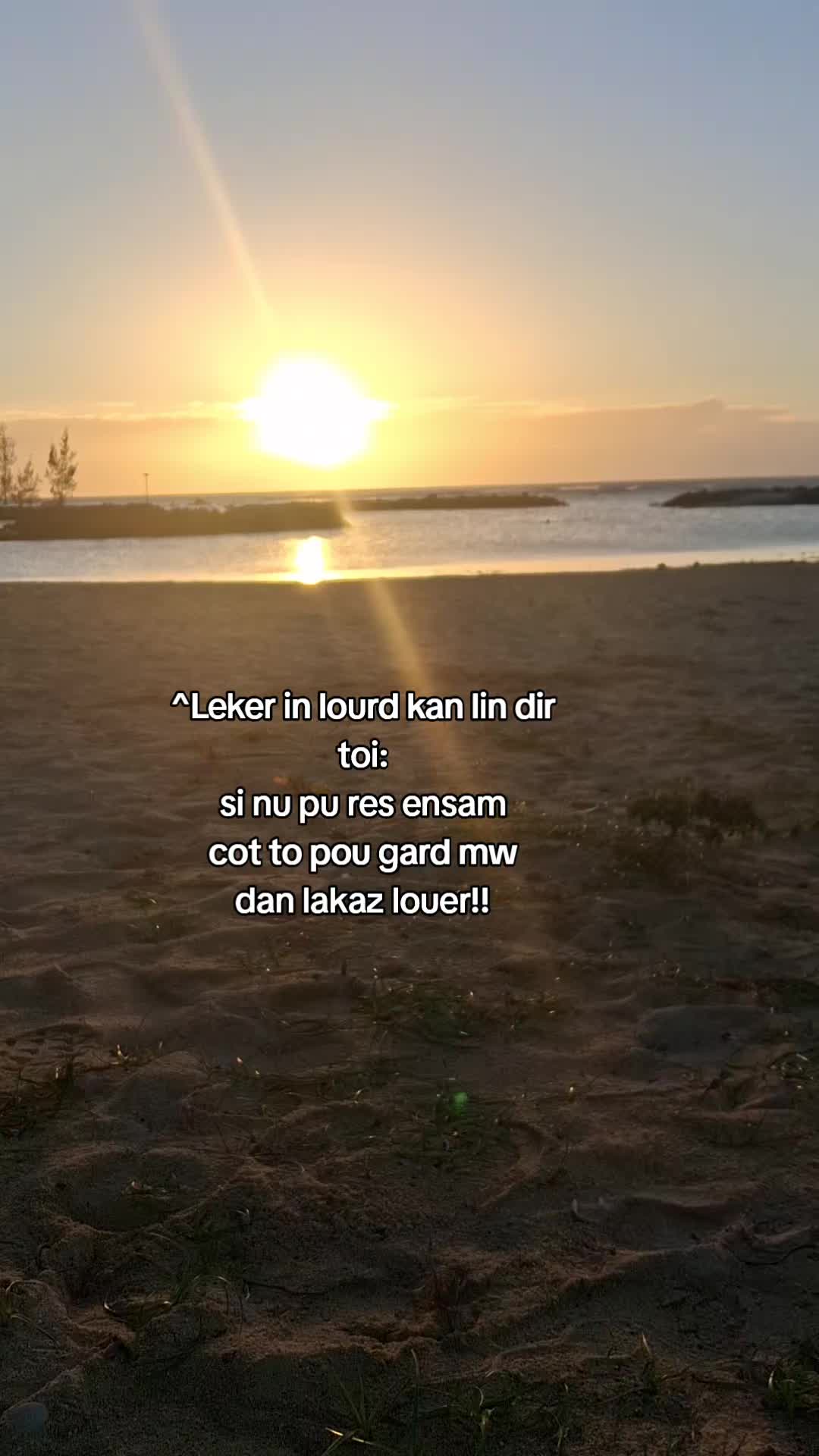 @AYA&Aacute;N̈