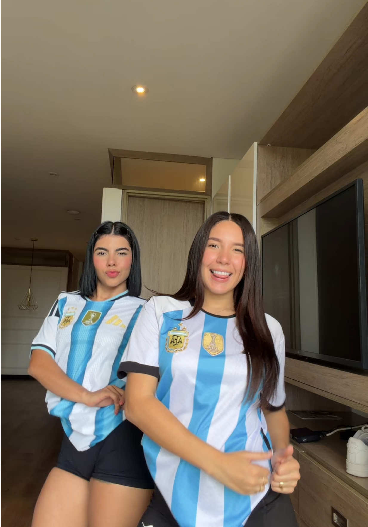 @laura amaya