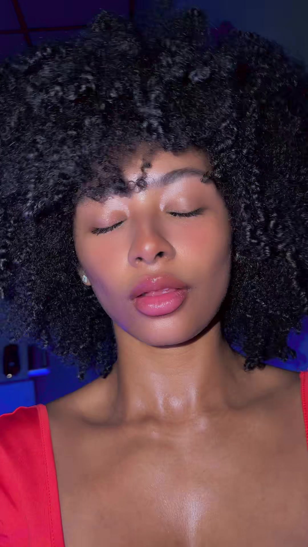 @AfroZuri
