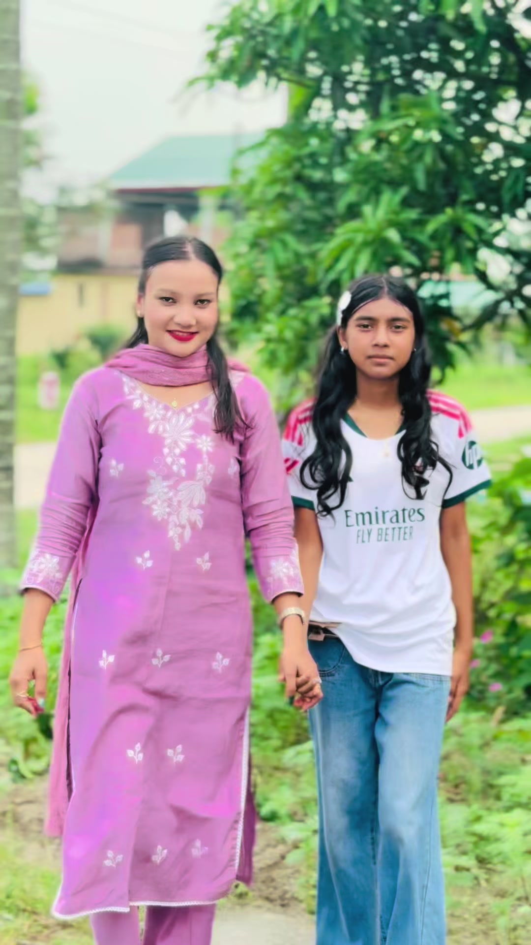 @Usha khadka🦋