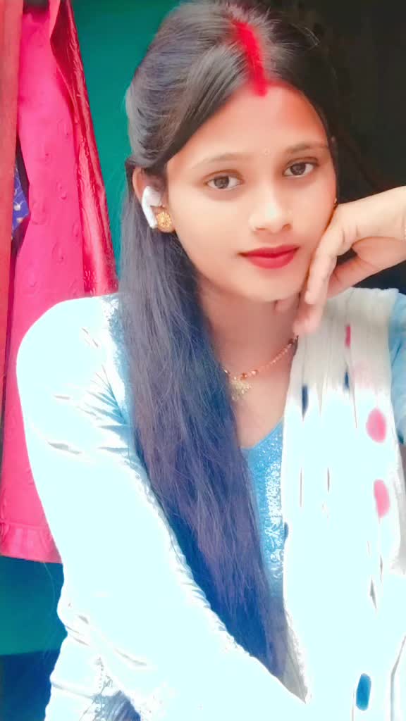 @decent girl ๐ง ๐ ๐ฅบ