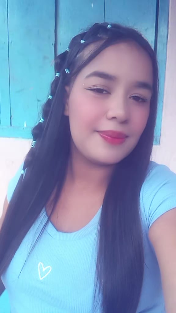 @Yeni🤯🩷