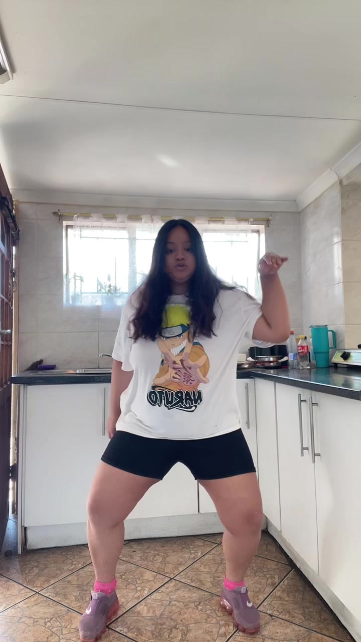 @QueenB 💋🇿🇦