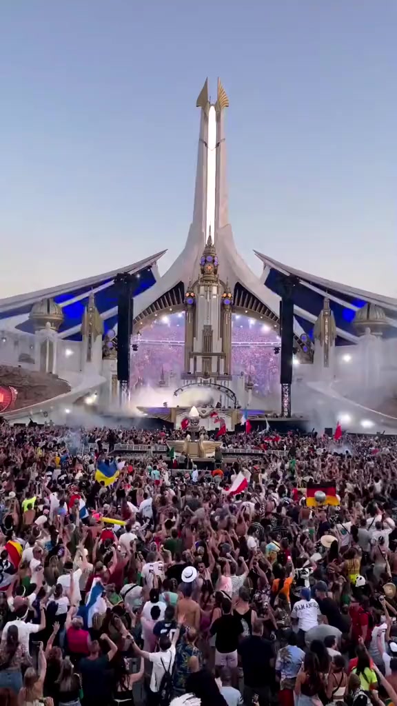 @Tomorrowland Forever