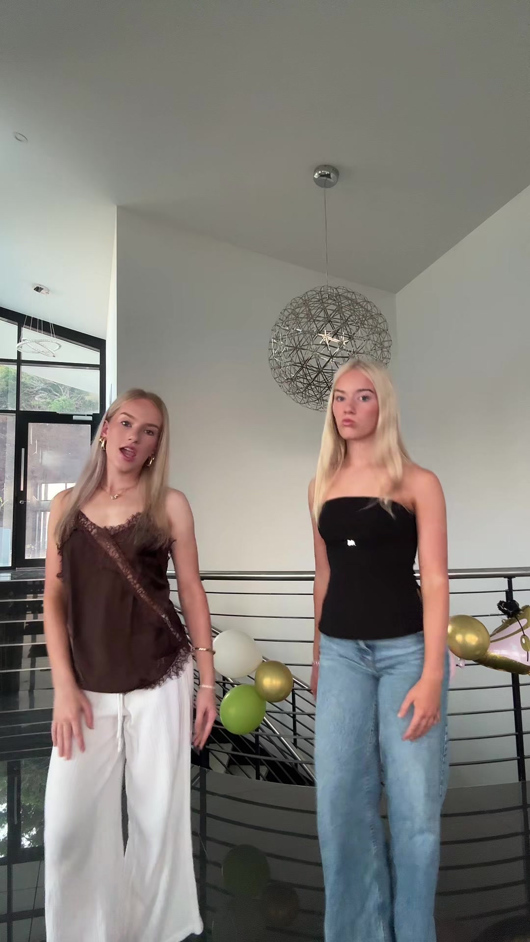 @Chloelane