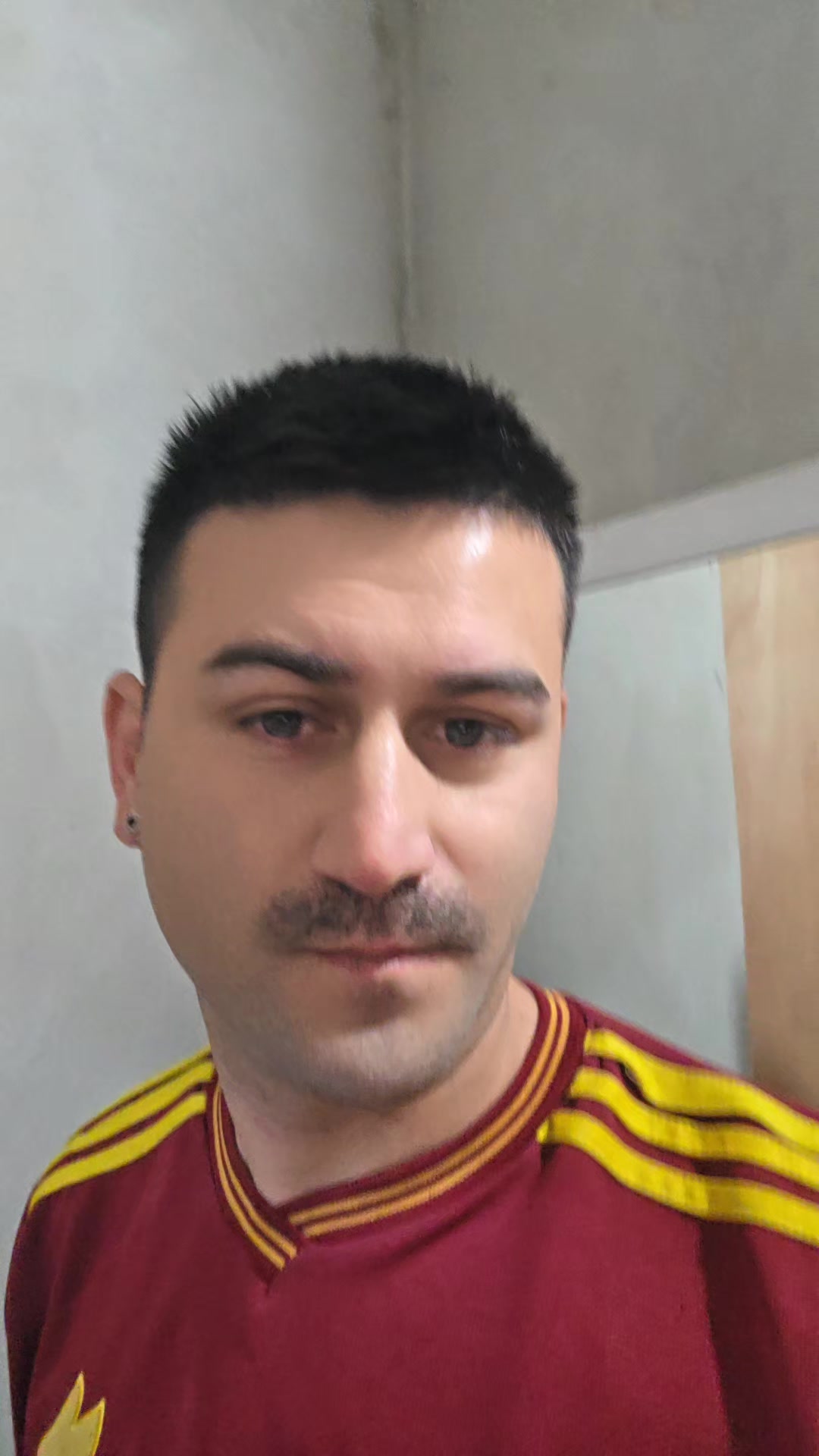 @ruchyy