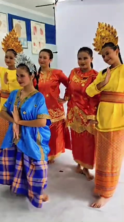 @SMA YADIKA 8