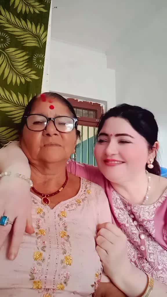@राधिका शर्मा