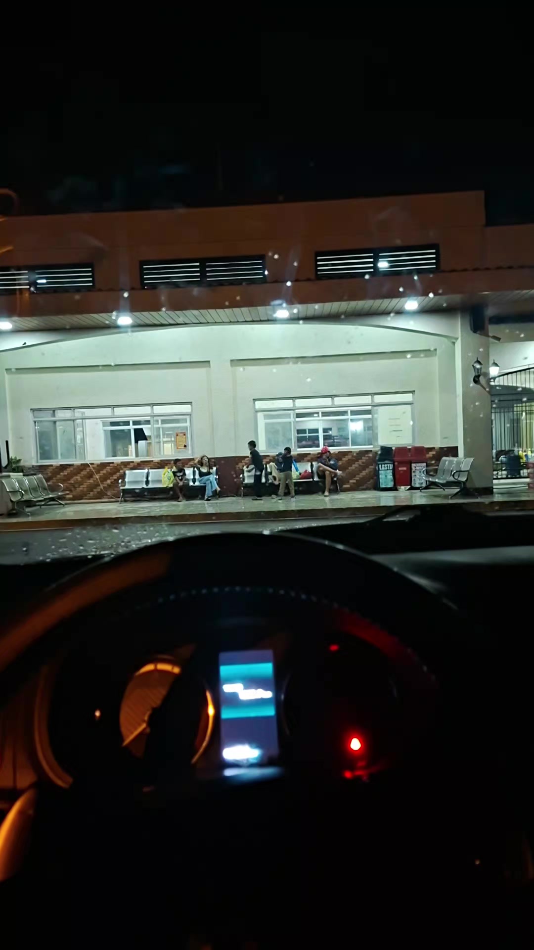 @DAMING MGA BABAENG PAASA