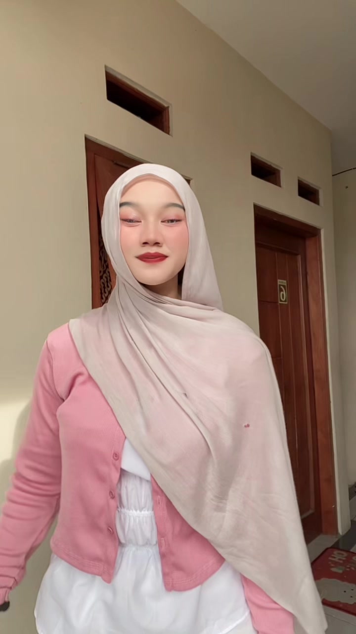 @Faniaaa