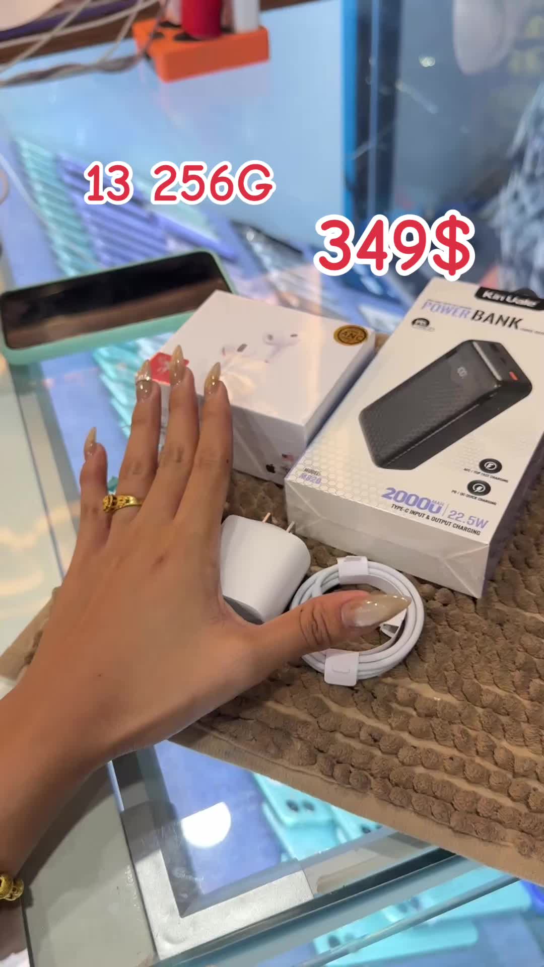 @រ៉ាវុធស្រីមុី ហាងលក់ទូរស័ព្ទដៃ