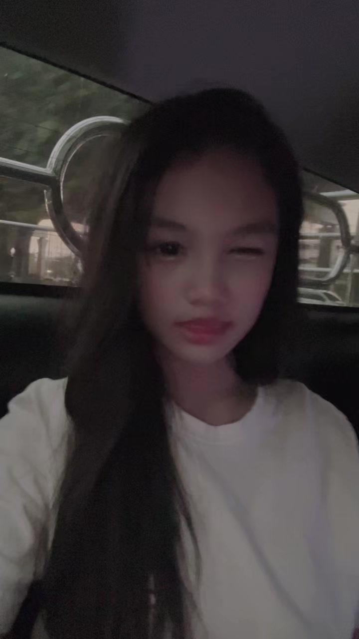 @xlucien_