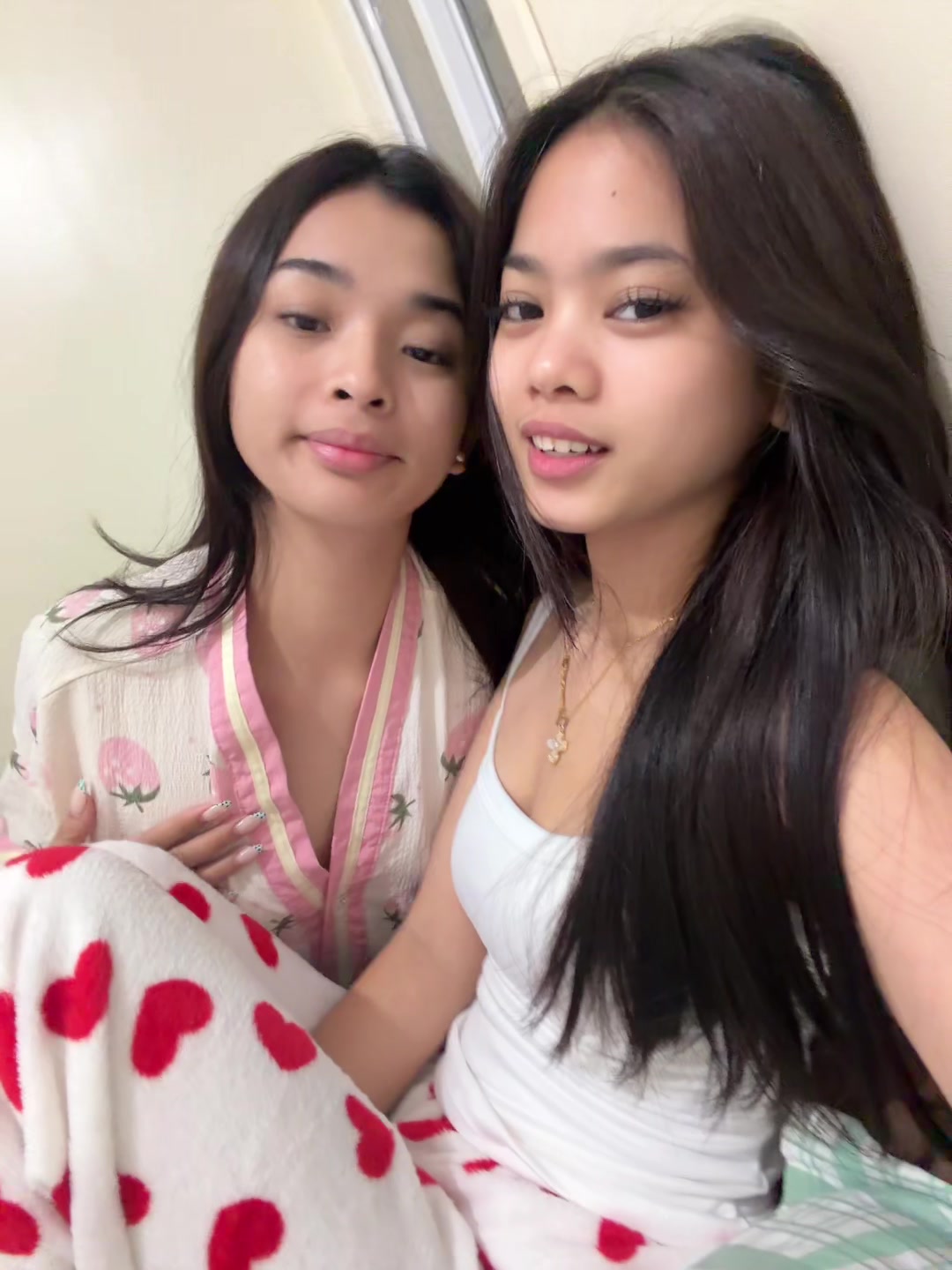 @Ella โ