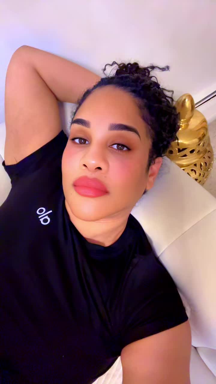 @Myra04