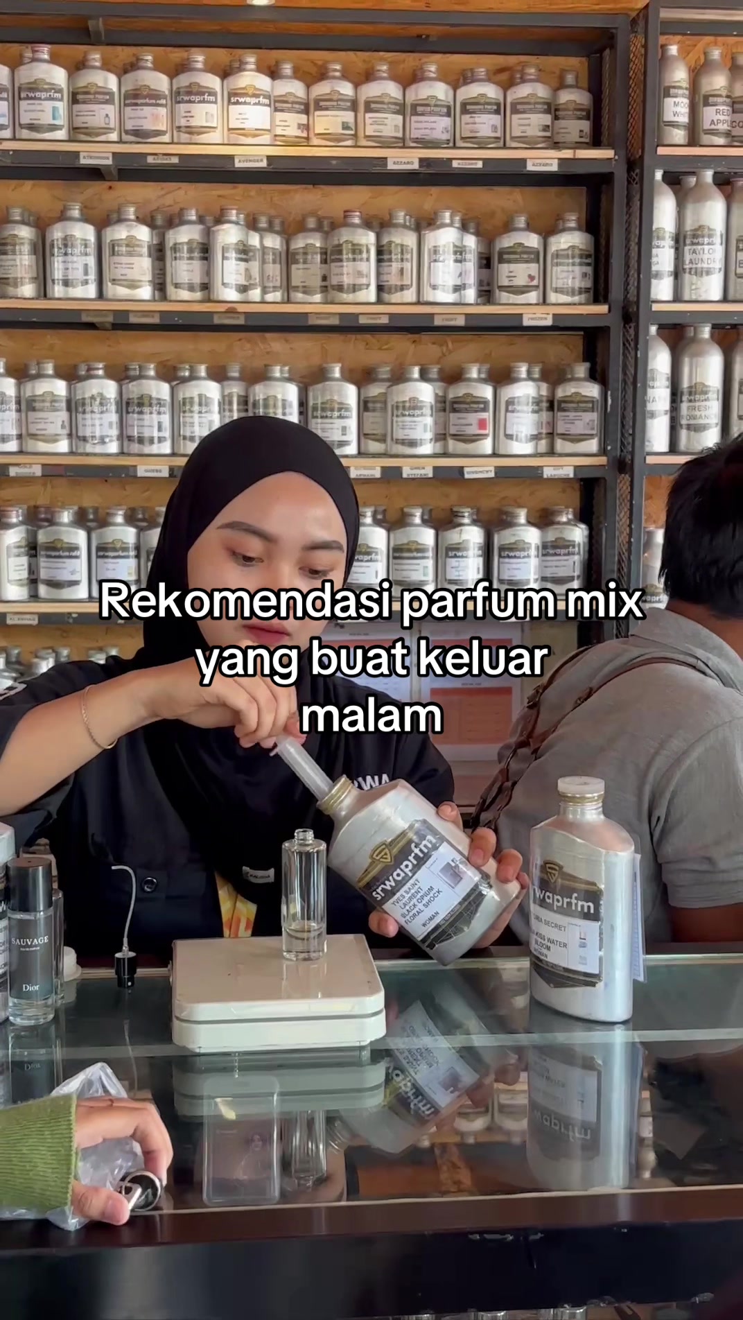 @Toko Sarwa Parfum