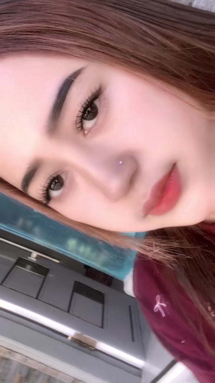 @Dhe