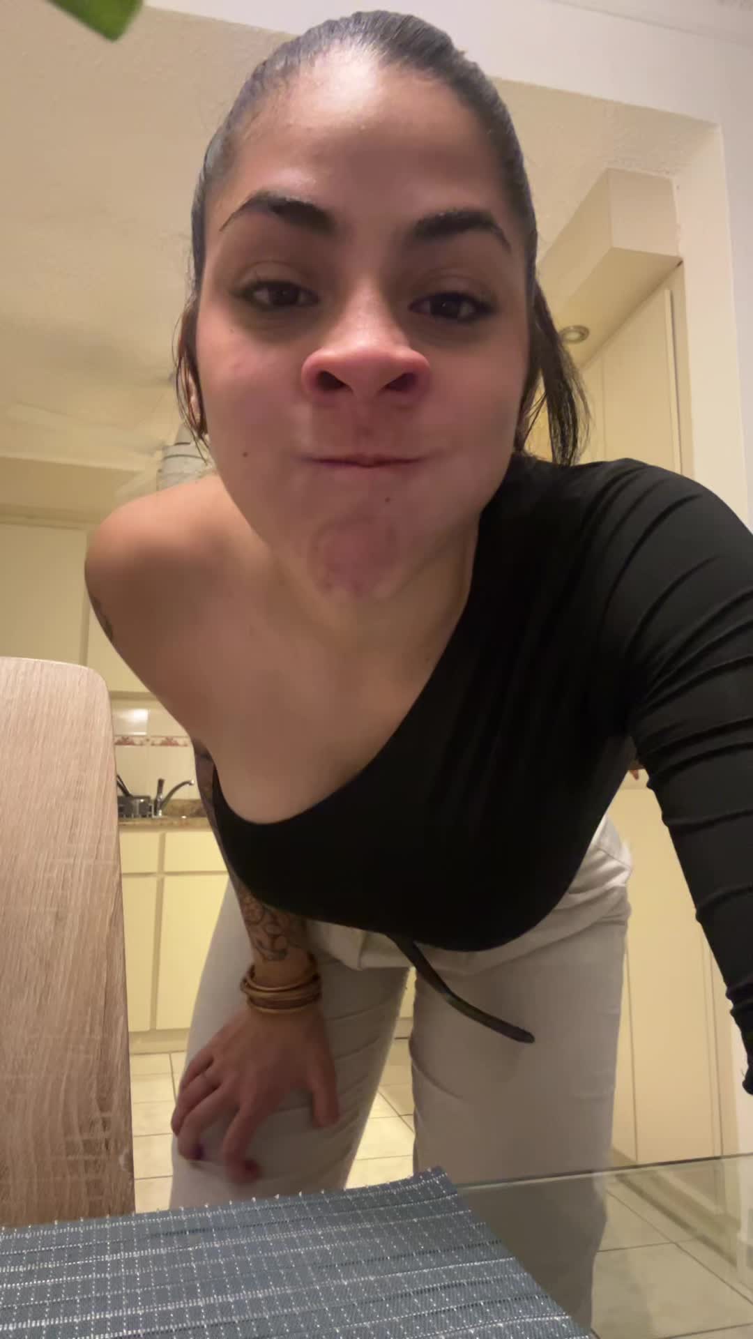 @L U G O