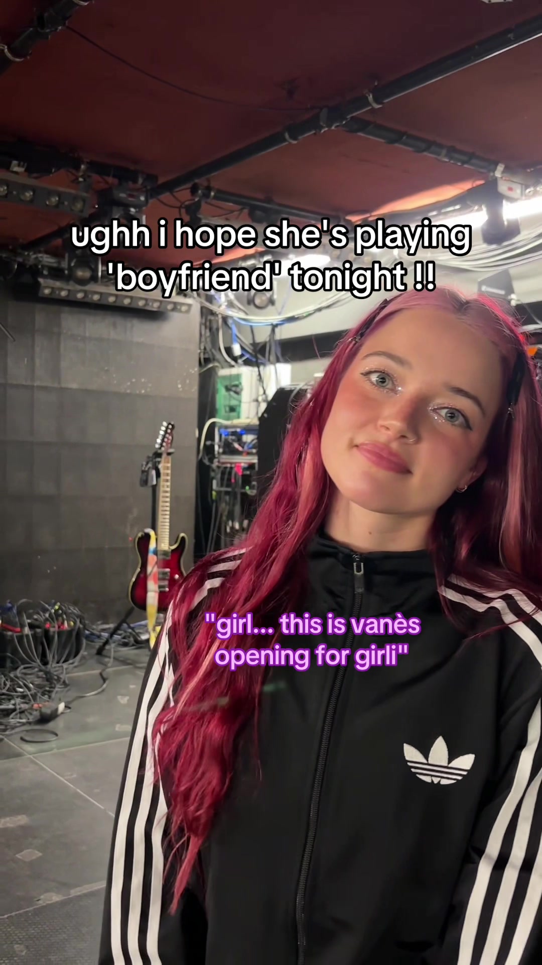 @VAN&Egrave;S