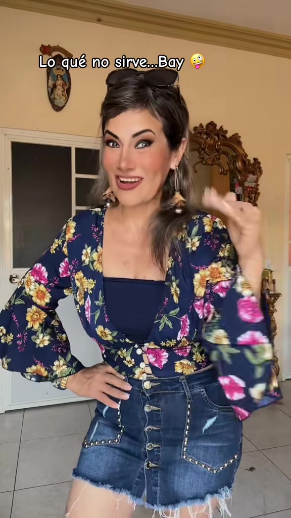 @Rosa Calderón 660 🌻💋🥂