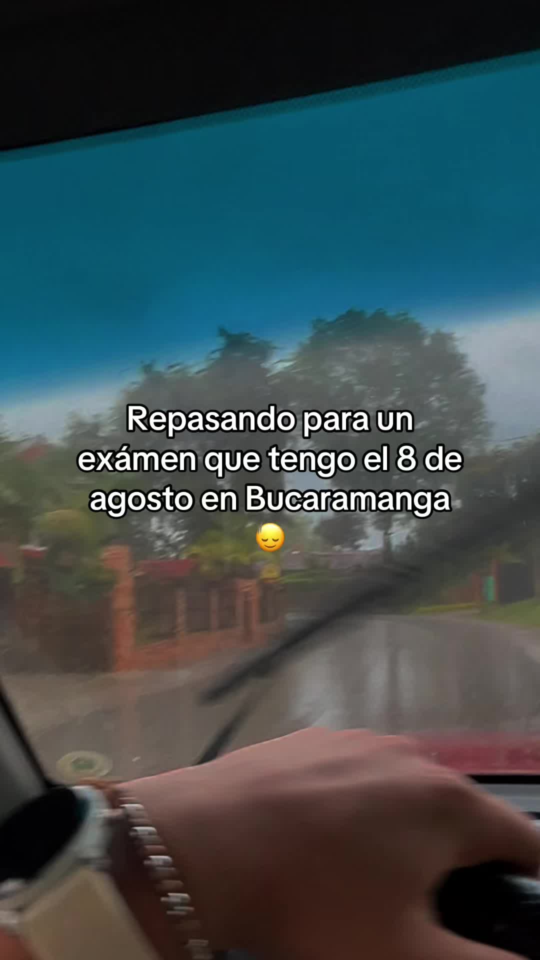 @𝒞