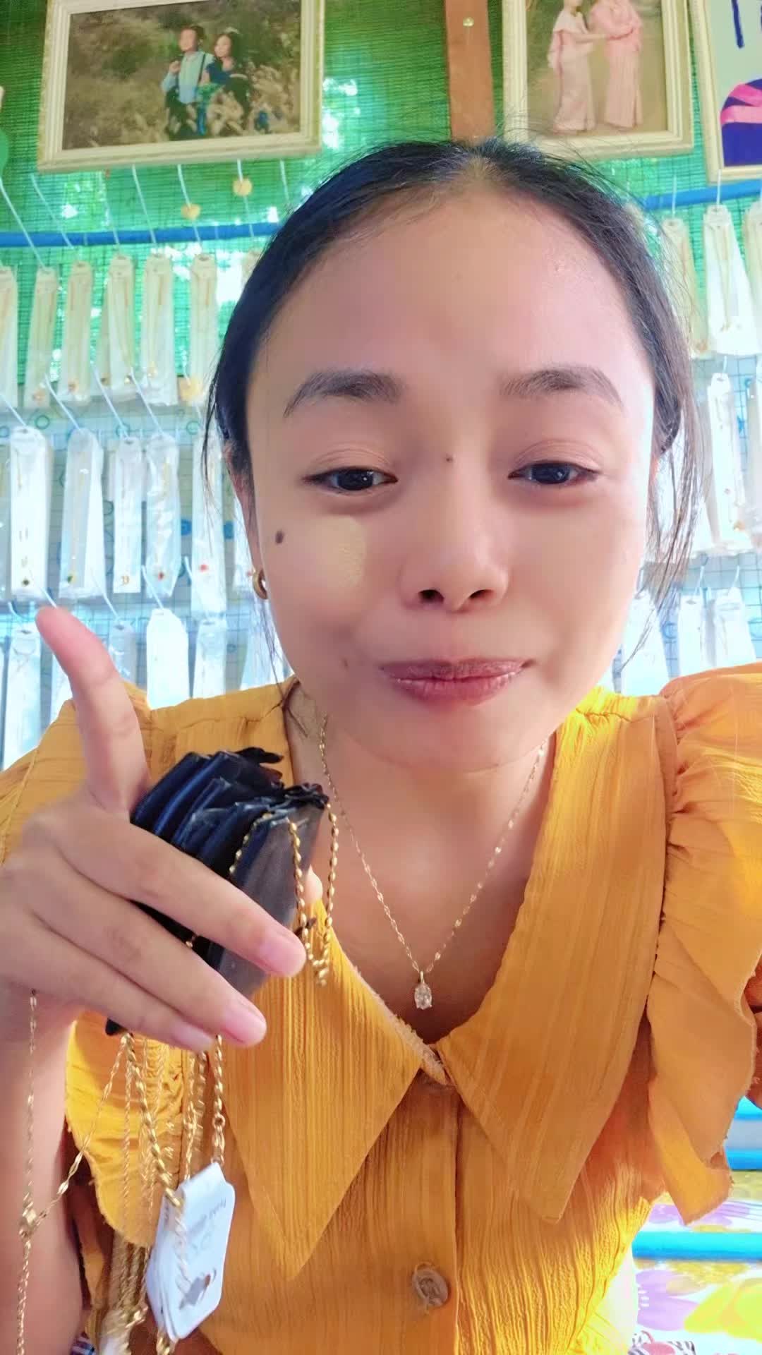 @မင်မင်သူဇာ