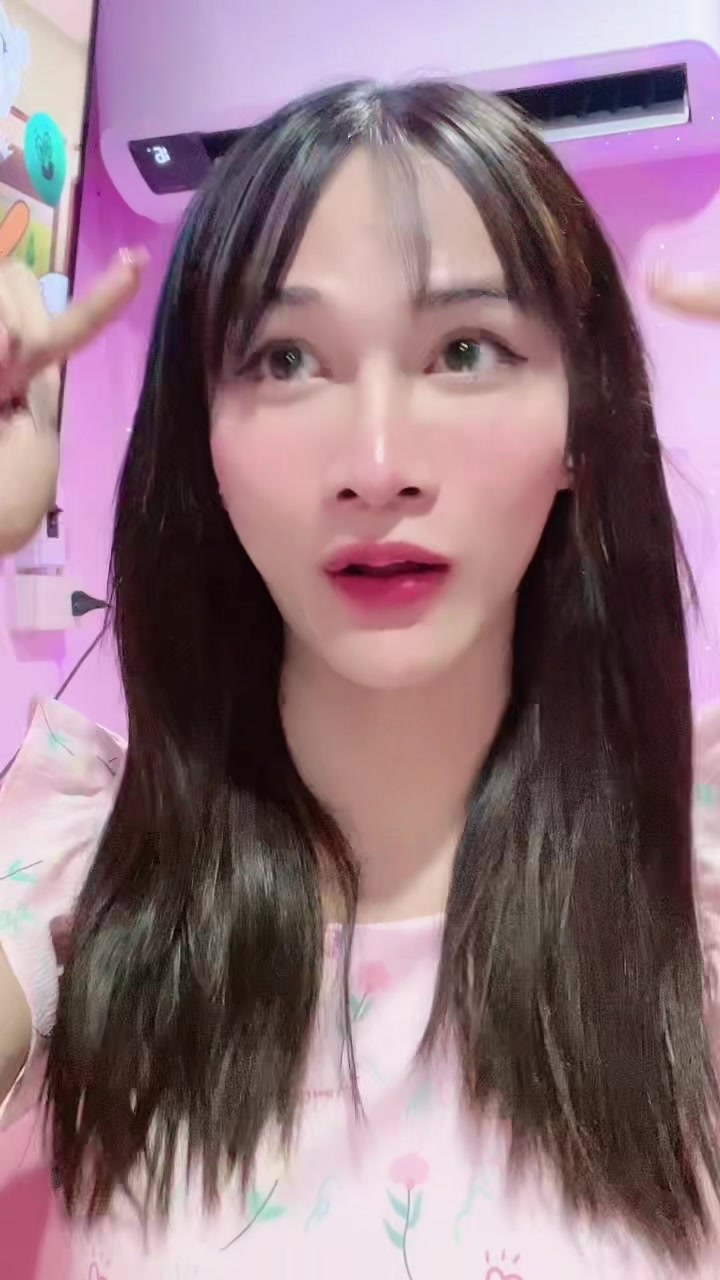 @ซ้อนุ้งตี้ 🦋