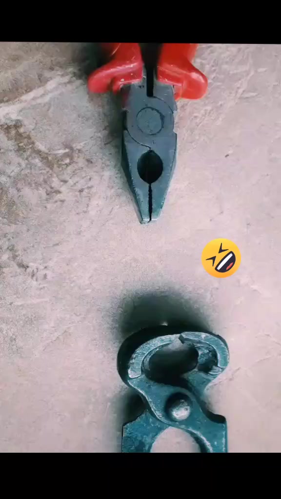 @•••••
