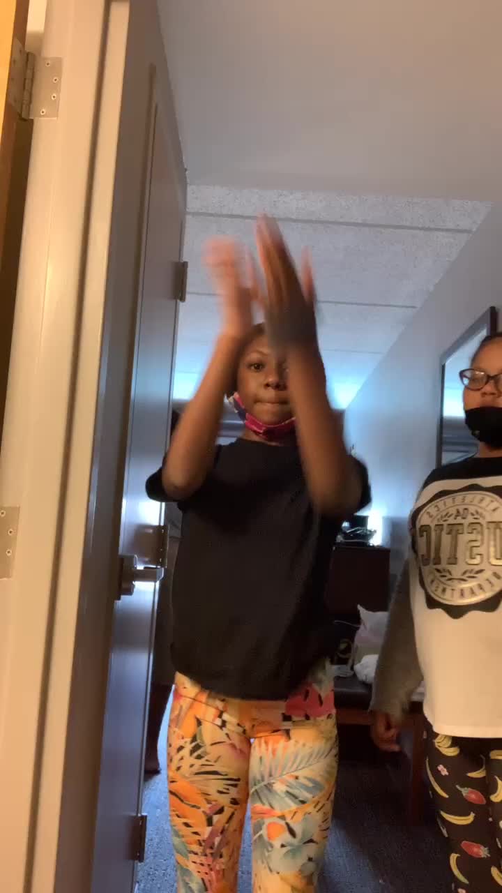 @☺️💕🤞🏾👀