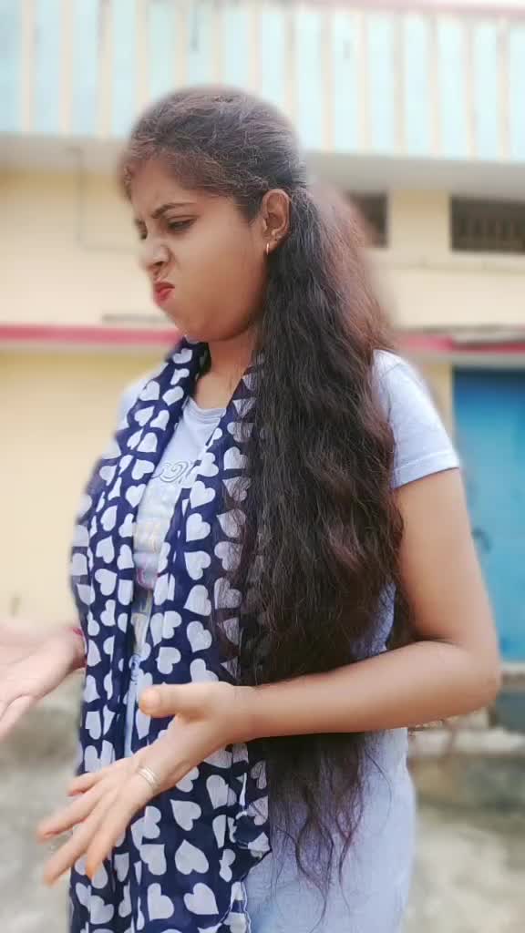 @๐ Queen _Prachi ๐