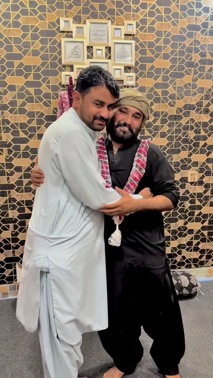 @Sardar Ali Hassan taherani