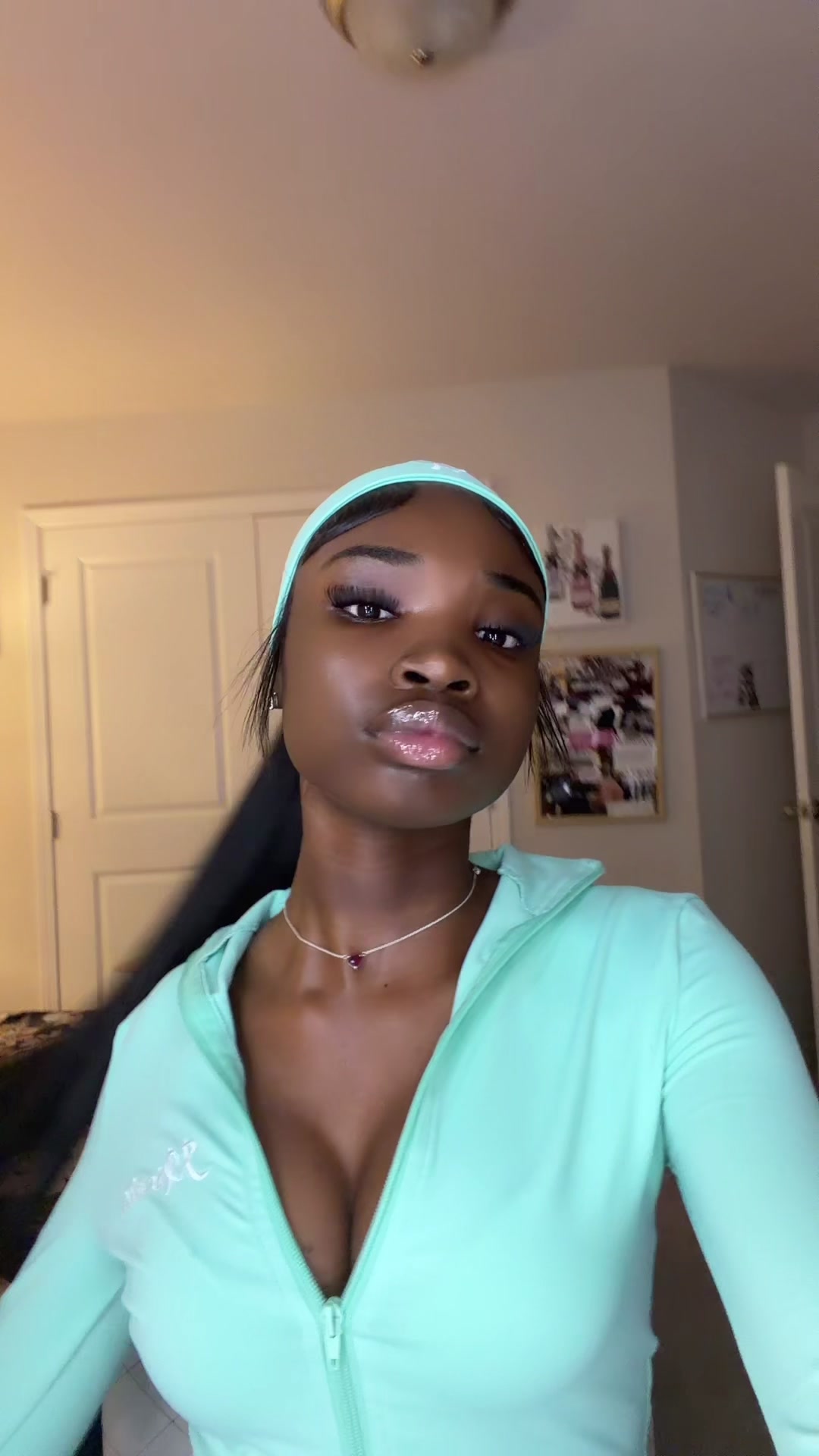 @YANIYA💐.